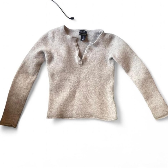 100% Cashmere Light Grey V-Neck Button Up Sweater - Picture 2 of 4